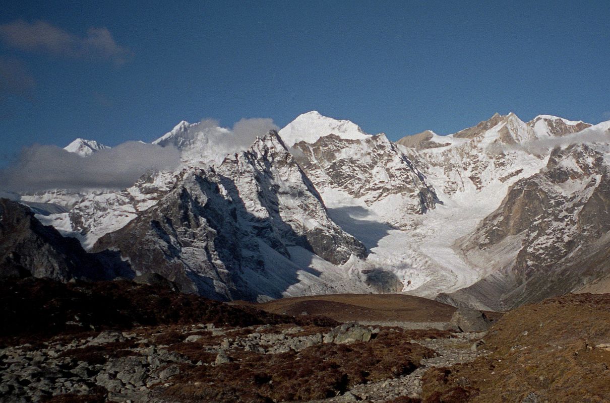 12 Lhotse And Everest Kangshung East Face From Trail Near Langma La